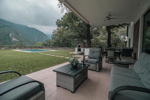 Santiago Villa | Discover Quinta Esmeralda: Family-Friendly with Pool Access