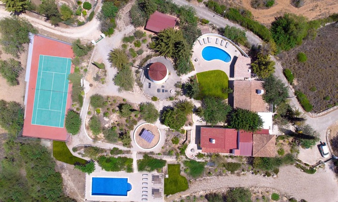 Loule Villa | Quinta Molinum Ad Mare: Pet-Friendly Retreat with Sea Views