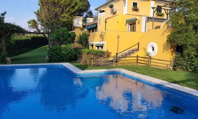 Carvoeira House | Discover Quinta N. Sra. da Conceição with Pool and Family Fun