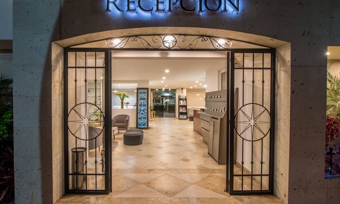 Actopan Hotel | Quinta Rivera: Relax by the Pool & Indulge at Our Spa
