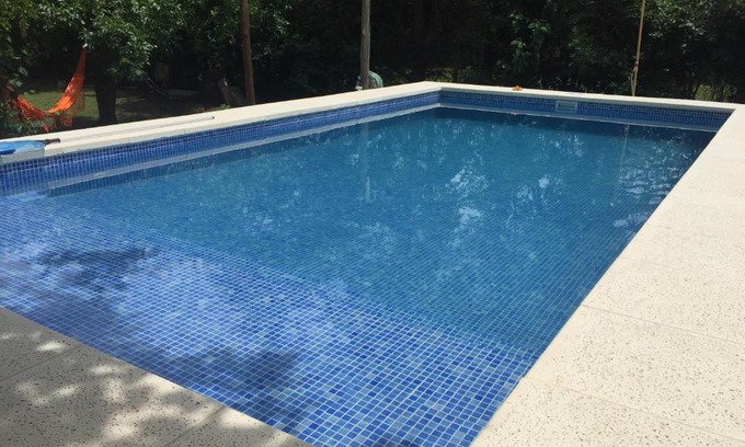 Dique Lujan House | Discover Quinta Un Lugar: Family-Friendly Retreat with Pool