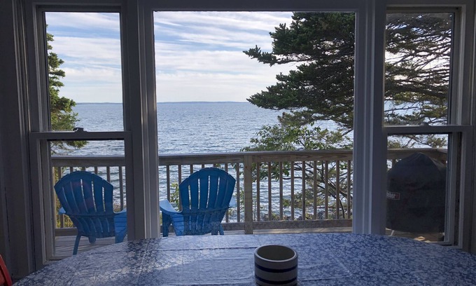 Bernard Cottage | Idyllic Maine Seaside Cottage Near Acadia National Park