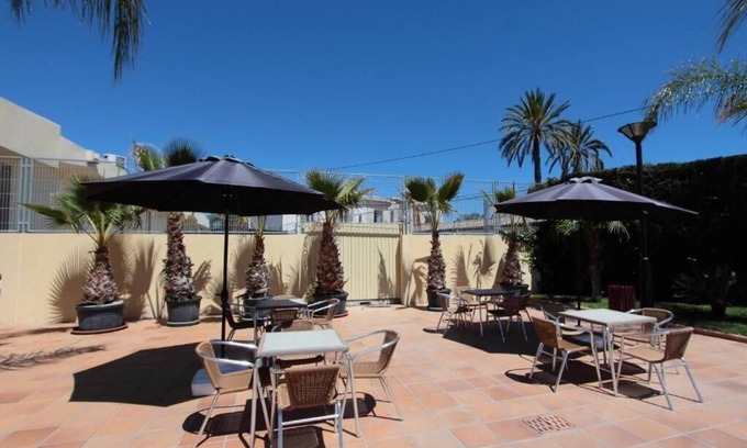 San Juan de Alicante House | Cozy Quintuple Room with Oceanfront Views & Pool Access