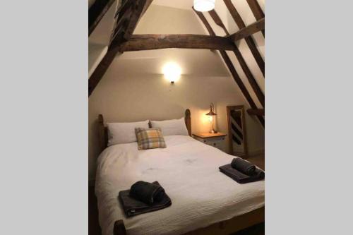 Wymondham House | Unique 3-Bedroom Property for Family Getaways
