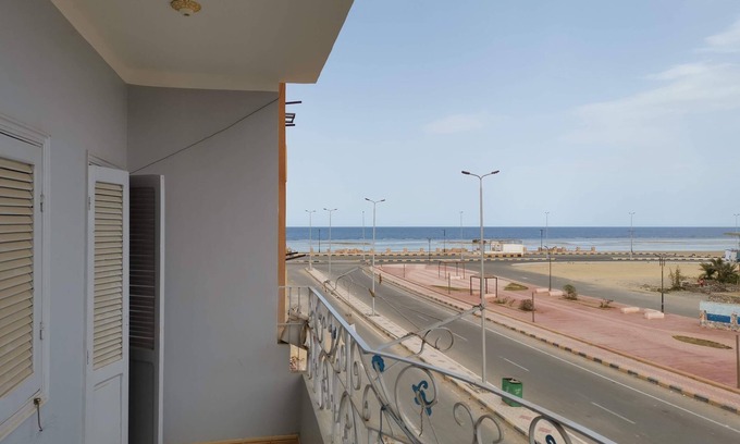 El Quseir Apartment | Beautiful Qussier Sea View Apartment with Spa & Hot Tub