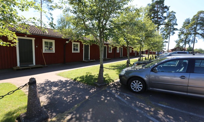 Rattvik Cabin | Relaxing Rättviks Golfby: Spa, Ocean Views & Family-Friendly