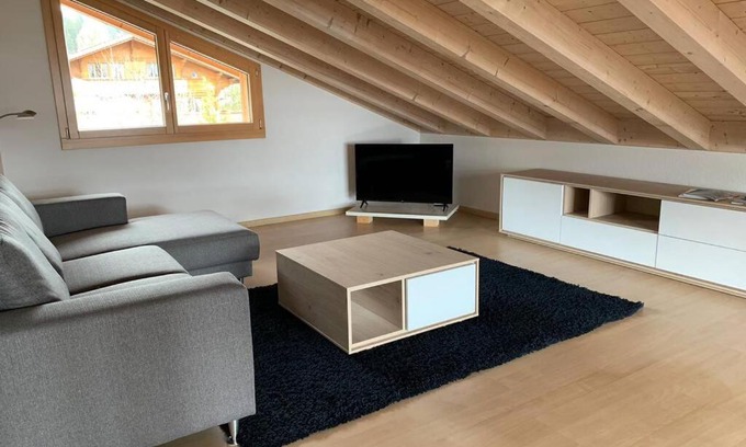 Zweisimmen Apartment | Discover GSTAAD: Cozy Duplex Chalet with Child-Friendly Options