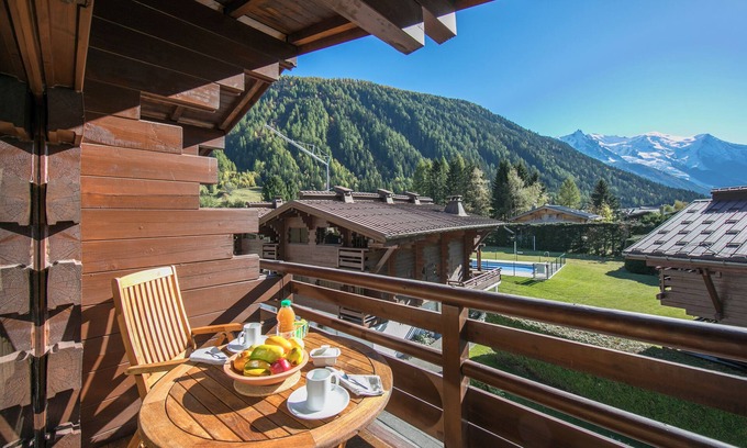 Chamonix-Mont-Blanc Apartment | Convenient Ski-In/Ski-Out at Résidence Améthystes D12
