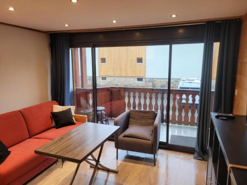 Jeux Apartment | Comfortable Stay at Résidence ATHOS C2-1 in Alpe d'Huez