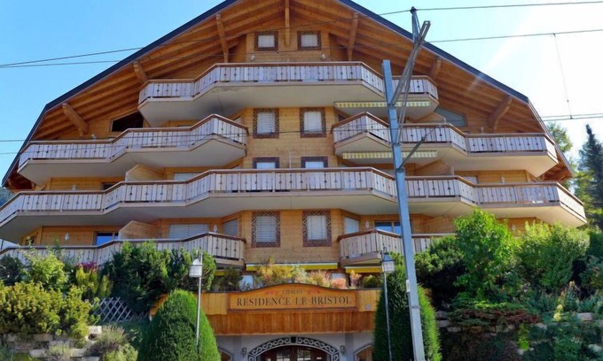 Villars-sur-Ollon Apartment | Lake View Retreat at Résidence Bristol 4 by Interhome