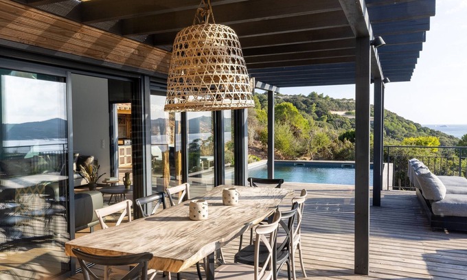 Maora House | Eco-Friendly Résidence Casarina with Pool and Ocean Views