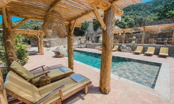 Pietralba Apartment | Elegant 4-Star Residence with Heated Pool in Pietralba
