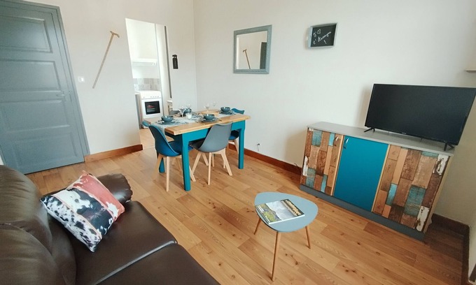 Murol Apartment | Family-Friendly Résidence de Michèle with Garden & Parking