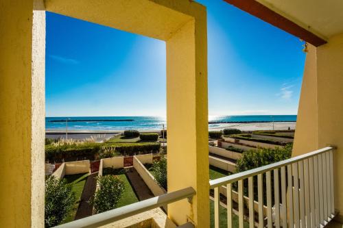 Palavas-les-Flots Apartment | Family-Friendly Oceanfront Stay at Résidence de Tourisme l'Albatros