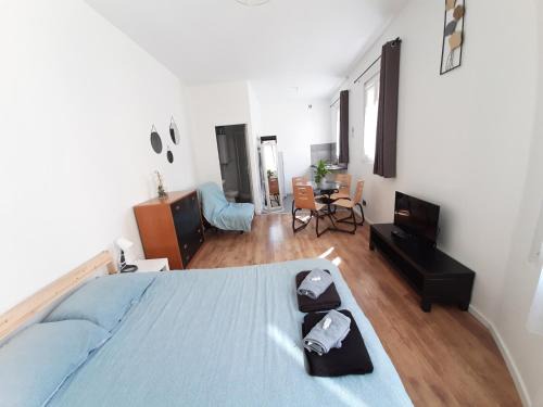Survilliers Apartment | Convenient Stay at Résidence du Houx - Near Astérix & CDG