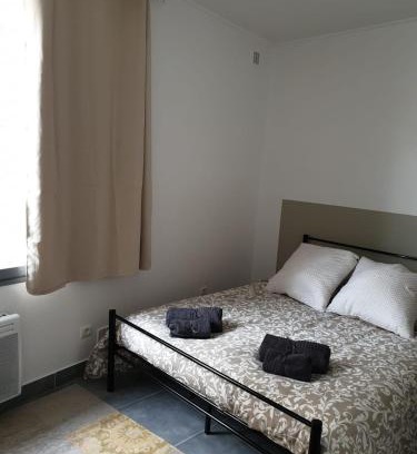 La Gare Apartment | Inviting Stay at Résidence Emilie with 8.6/10 Rating