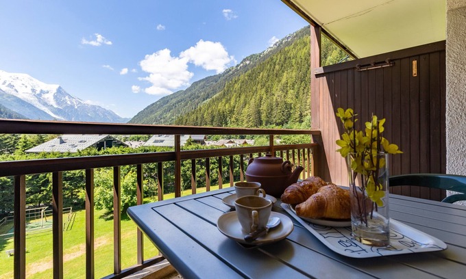 Argentiere Apartment | Relaxing Getaway at Résidence Grands Montets 502, Chamonix