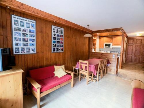 Val Claret Apartment | Top-Rated Résidence Grand Tichot A: Family-Friendly Retreat