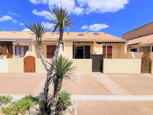 Leucate Villa | Pet-Friendly Résidence Grande Bleue for Memorable Getaways