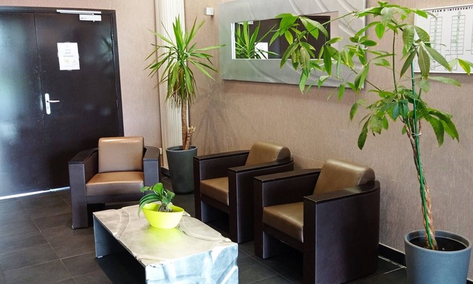 Saint-Lys Apartment | Pet-Friendly Résidence Hôtelière des Ondes with Spa & Breakfast