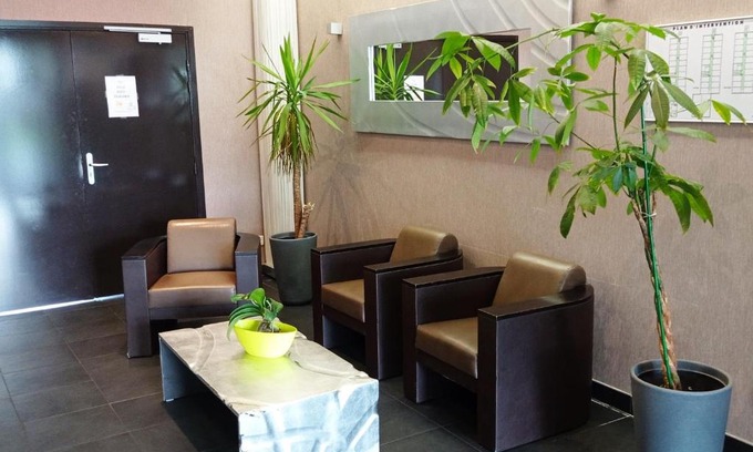 Saint-Lys Hotel | Pet-Friendly Stay at Résidence Hôtelière des Ondes