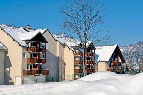 Villard-de-Lans Apartment | Inviting Résidence La Croix Margot: Pet-Friendly Retreat