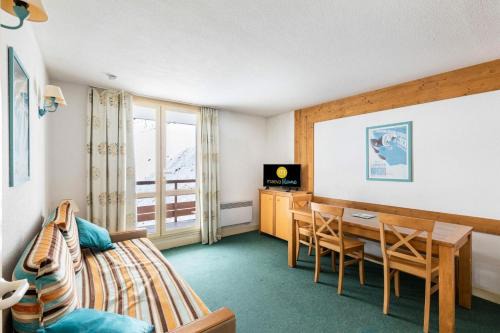 La Mongie Apartment | Family-Friendly Résidence Le Montana - Perfect for 8 Guests