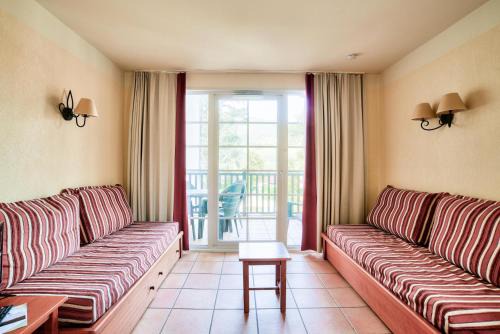 Uhart-Cize Apartment | Explore Résidence Le Parc d'Arradoy - Family-Friendly Retreat