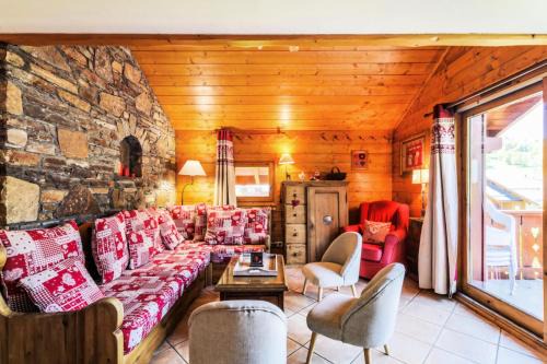 Meribel Village Apartment | Elegant Résidence Les Fermes de Méribel with Pool Access