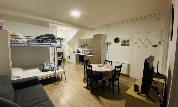 Mont-Dore Apartment | Family-Friendly Stay at Résidence Les Pâquerettes N 1