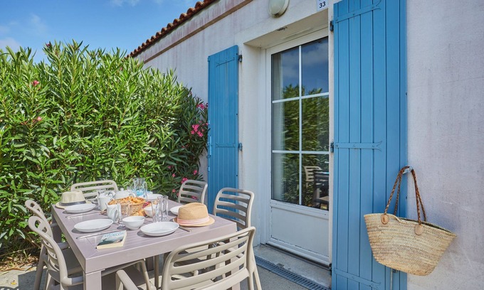 Saint-Pierre-d'Oleron House | Discover Résidence Odalys Terre Marine: Oceanfront Oasis