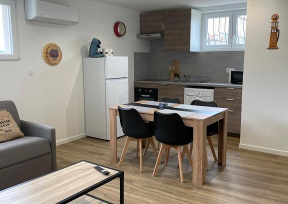 Venissieux Apartment | Pet-Friendly Résidence Pelloutier Appartement E Awaits You