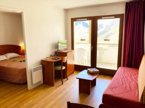 La Mongie Hotel | Family-Friendly Stay at Résidence Pic Du Midi - Ideal for 4