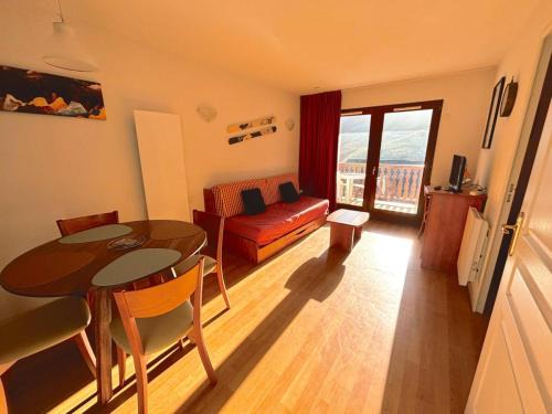 La Mongie Hotel | Discover Résidence Pic Du Midi: Family-Friendly Retreat