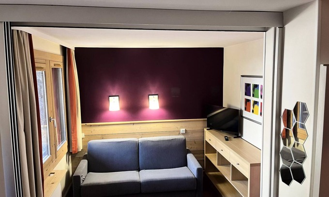 Plagne 1800 Apartment | Discover Résidence Plagne Lauze: Cozy Studio for 4 Guests