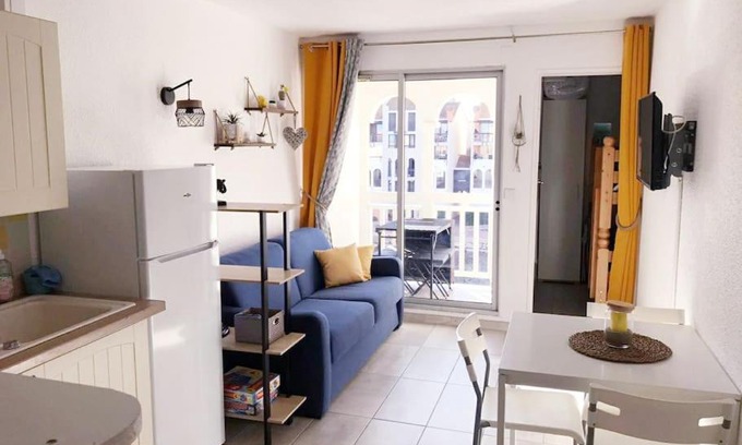 Le Barcares Apartment | Scenic Studio at Résidence Pointe Vermeille with Pool Access