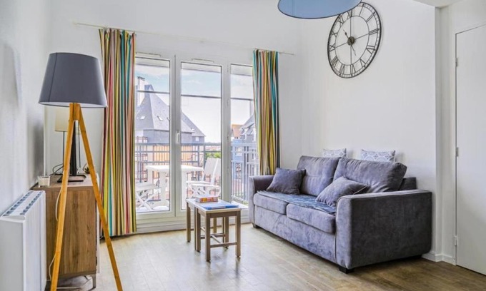 Port Guillaume Apartment | Family-Friendly Résidence Port Guillaume with Pool Access