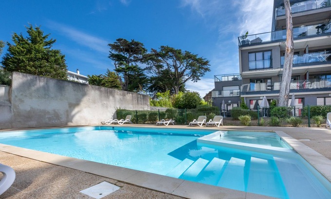 Pornichet House | Cozy Oceanfront Stay at Résidence Prestige Odalys de La Plage