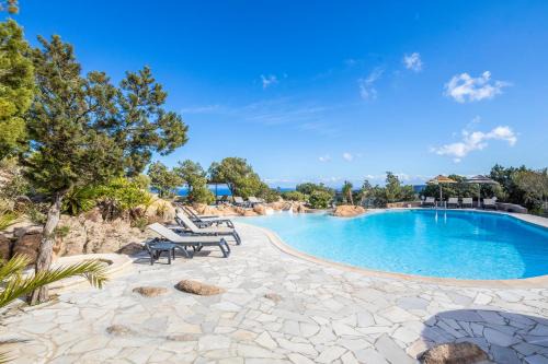 Santa Giulia Villa | Experience Oceanfront Bliss at Résidence Santa Monica