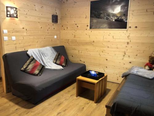 Les Avanchers-Valmorel Apartment | Family-Friendly Résidence Sapiniere for Unforgettable Stays