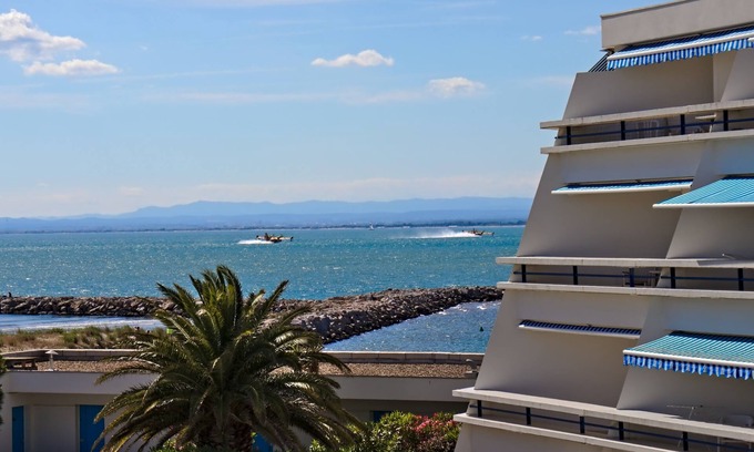 Le Grau-Du-Roi Apartment | Relax at Résidence Ulysse: Oceanfront Retreat Awaits
