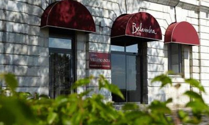 Griffon - Royale Hotel | Discover Résidence Villemanzy: Pet Friendly Retreat