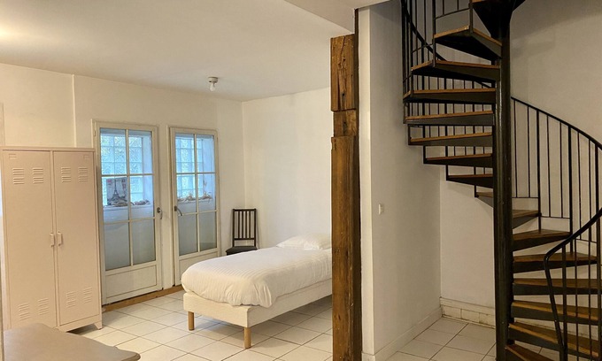 Chartres House | Discover Résidences De Chartres: Family-Friendly Getaway