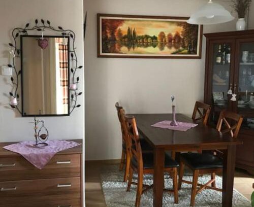 Pecs Apartment | Family-Friendly Rózsadomb Apartment with Excellent Reviews