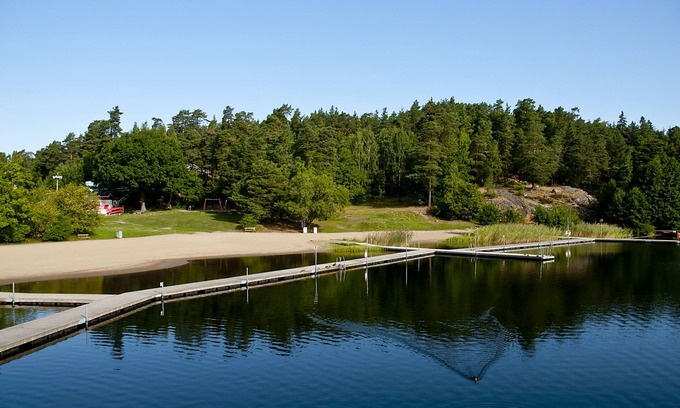 Karrdal Cabin | Explore Rösjöbaden Camping & Stugby: Family-Friendly Retreat