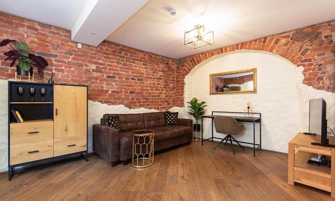 Old Town Apartment | Rüütli Apartments: Ideal Stay in Tartu's Old Town