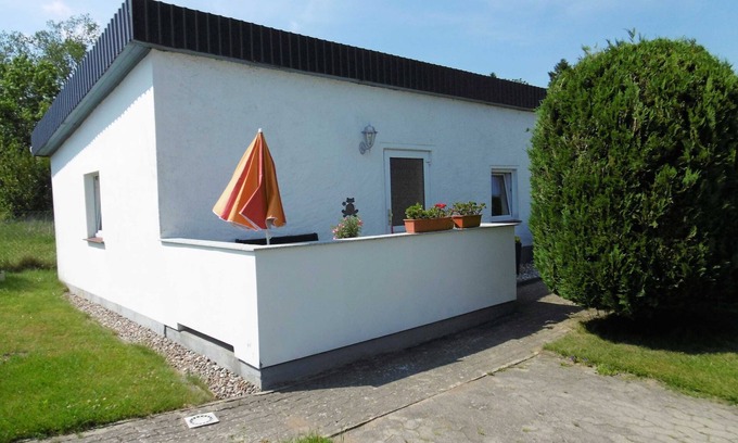 Thesenvitz Apartment | Ocean View Retreat: Rügen-Fewo 67/2 - Guest Rated 9.6