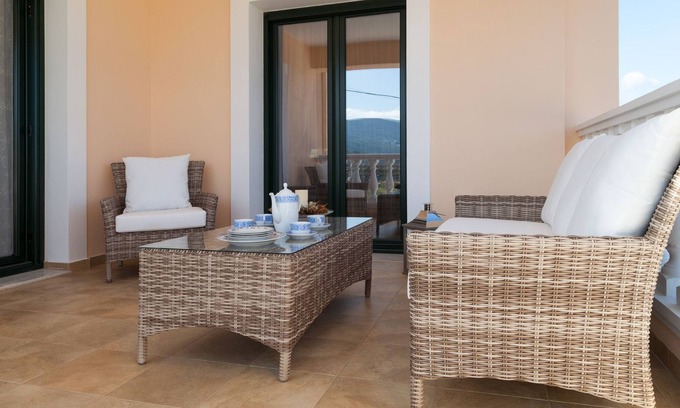 Samos Apartment | R 3119 Villa Fidel With Guest Laundry.Internet access & Side Sea View