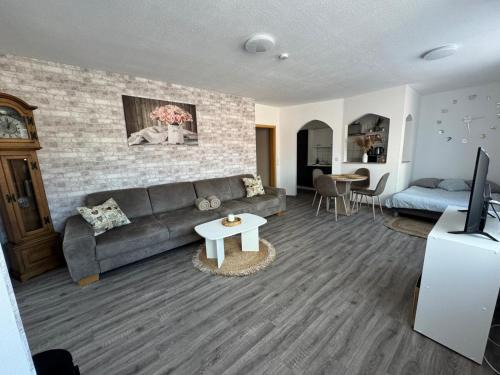 Rhein-Erft-Kreis District Apartment | Top-Rated R&A: Ideal for Family Getaways and Comfort