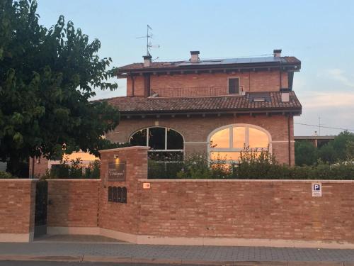Formigine Bed & Breakfast | R&B Il Melograno: Guest Rated 9.6, Oceanfront Getaway